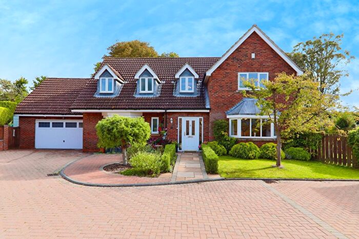 4 Bedroom Detached House For Sale In White House Garth, North Ferriby, HU14