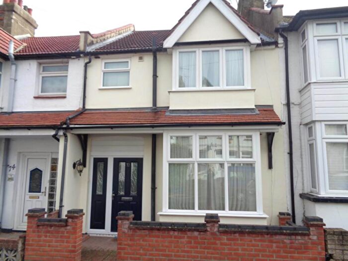 3 Bedroom Terraced House To Rent In Westminster Drive, Westcliff On Sea, SS0
