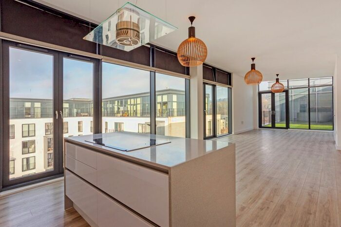 2 Bedroom Flat To Rent In Percy Terrace, Bath, BA2