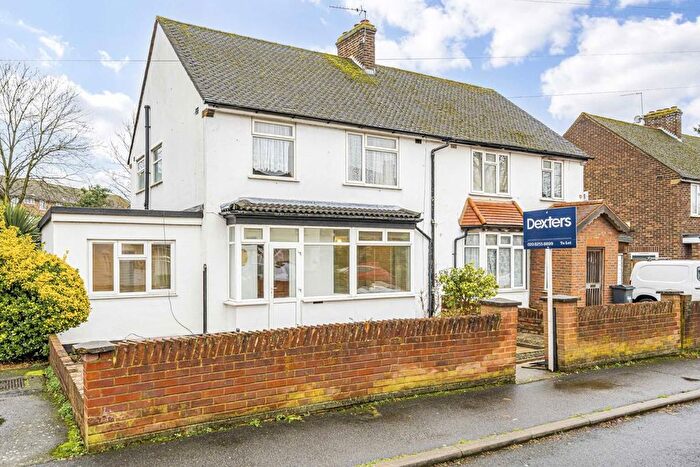 4 Bedroom Semi-Detached House To Rent In Rookeries Close, Feltham, TW13