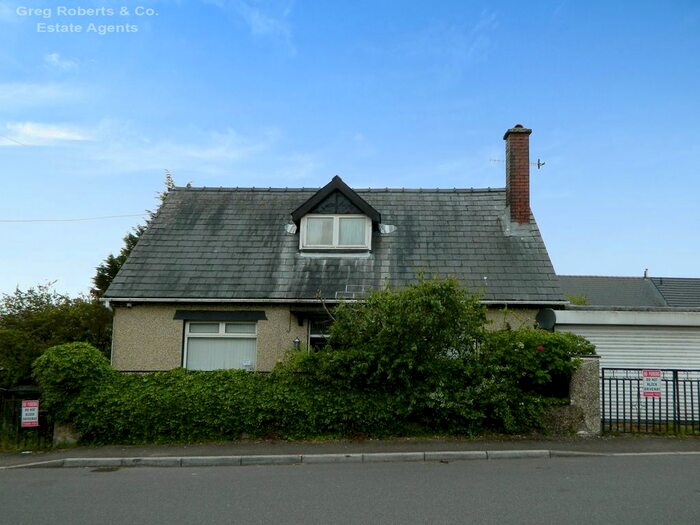 2 Bedroom Detached House For Sale In Wyncote Bungalow, Bryn Pica, Tredegar, Blaenau Gwent., NP22