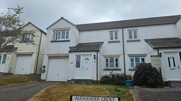 3 Bedroom Semi Detached House For Sale In Alexander Grove, Par, PL24