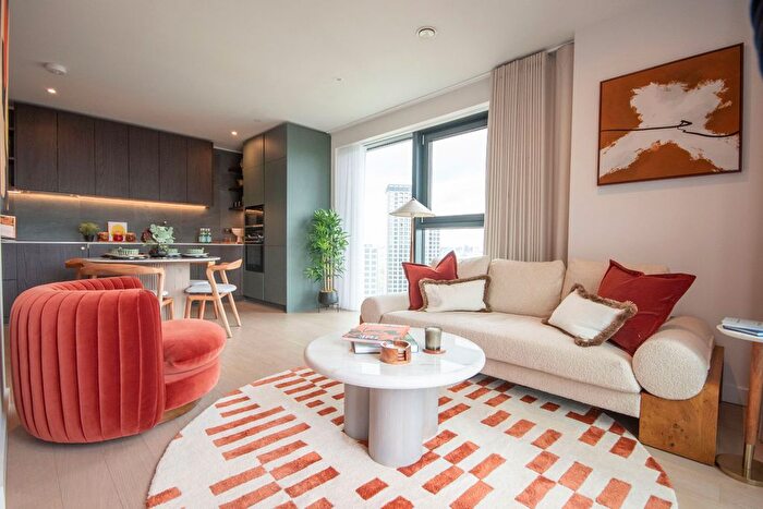 2 Bedroom Flat For Sale In The Wilderly, London, SE17