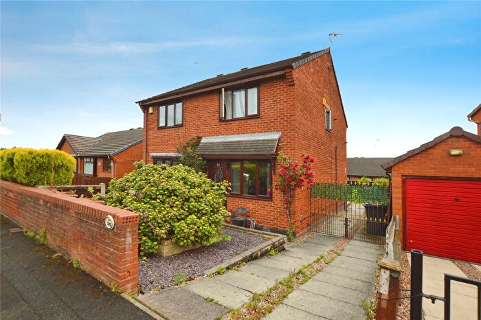 2 Bedroom Semi-detached House For Sale In Nineveh Parade, Leeds, West Yorkshire, LS11