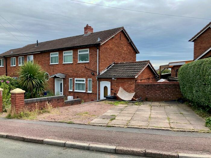 2 Bedroom Semi-Detached House To Rent In Ash Grove, Chasetown, Burntwood, WS7