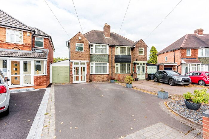3 Bedroom Semi Detached House For Sale In Sunnymead Road, Birmingham, B26
