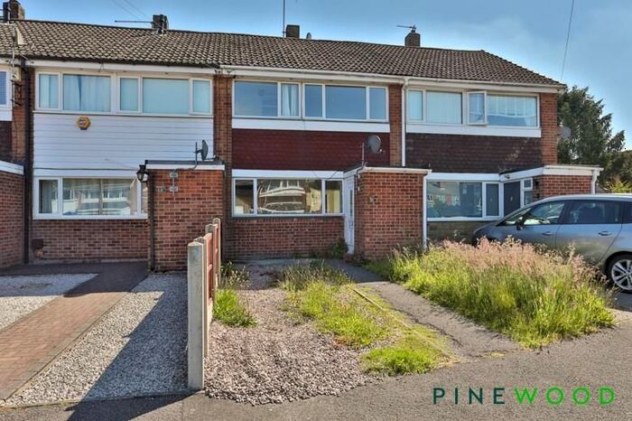 3 Bedroom Terraced House To Rent In Hazel Avenue, Pilsley, Chesterfield, Derbyshire, S45