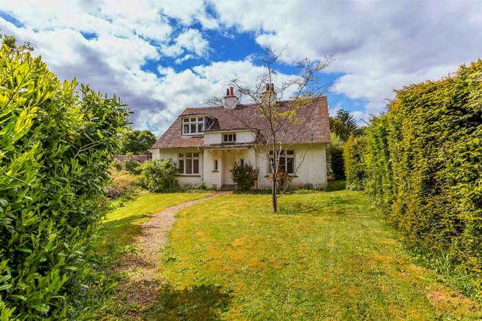 3 Bedroom Detached House To Rent In Lickfold Road, Fernhurst, Haslemere, GU27