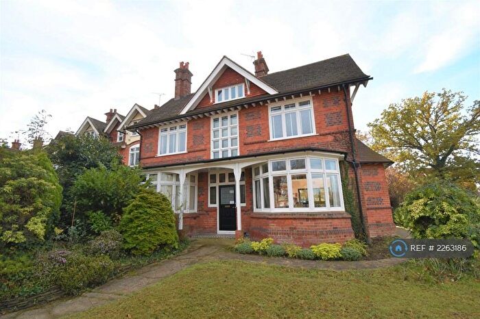 9 Bedroom Semi-Detached House To Rent In Wokingham Road, Reading, RG6