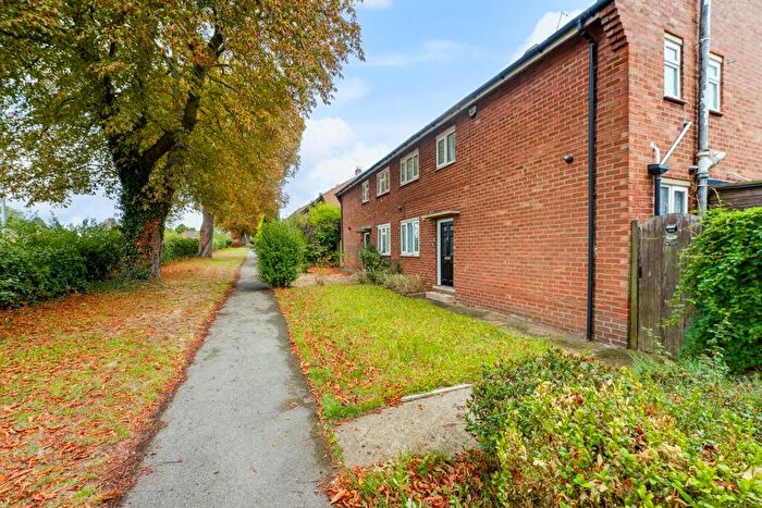 3 Bedroom Semi Detached House For Sale In Pytchley Road, Kettering, NN15