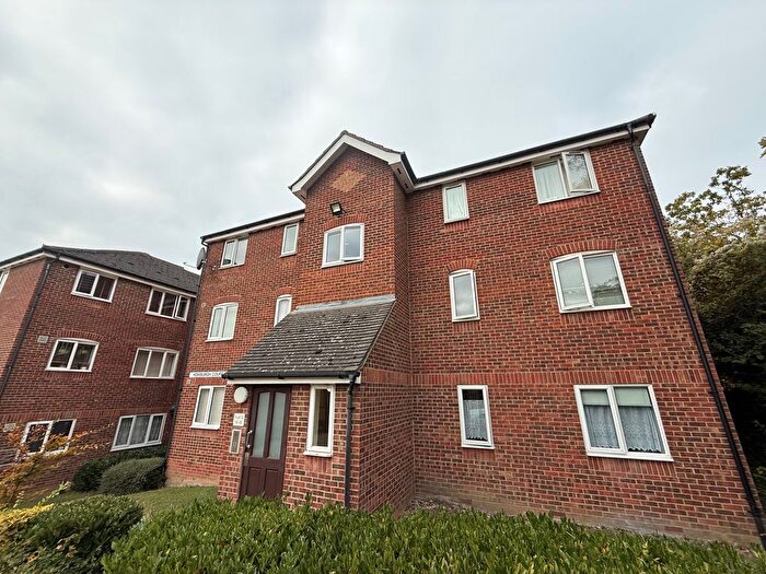 2 Bedroom Property To Rent In Wingrove Drive, Purfleet-On-Thames, RM19