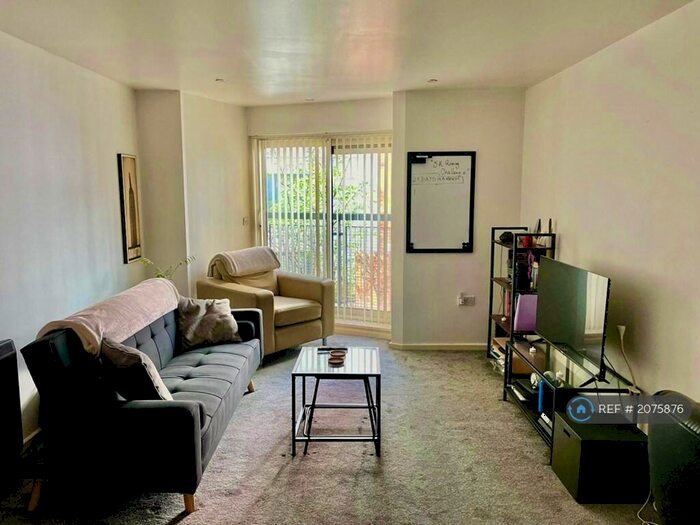 1 Bedroom Flat To Rent In The Citadel, Manchester, M4