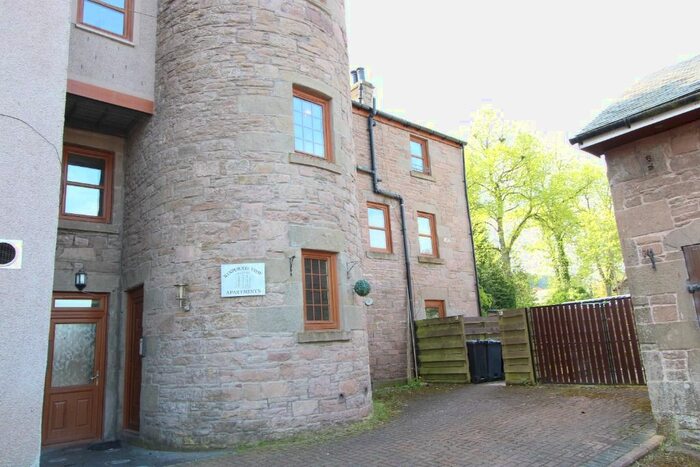 2 Bedroom Flat To Rent In Commercial Street, Newtyle, PH12