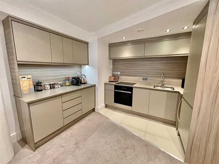 2 Bedroom Flat To Rent In Navigation Road, York, YO1