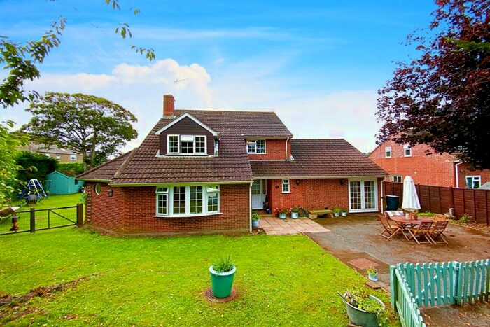 4 Bedroom Detached House For Sale In Bridport, DT6