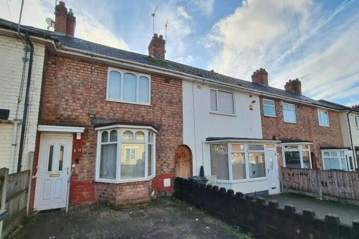 3 Bedroom Semi-Detached House To Rent In Ilford Road, Birmingham, B23