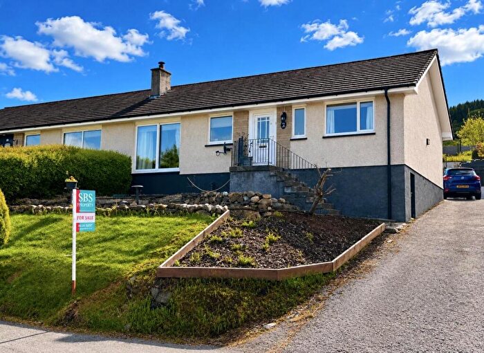 3 Bedroom Semi-Detached Bungalow For Sale In Kilduskland Drive, Ardrishaig, Lochgilphead, PA30