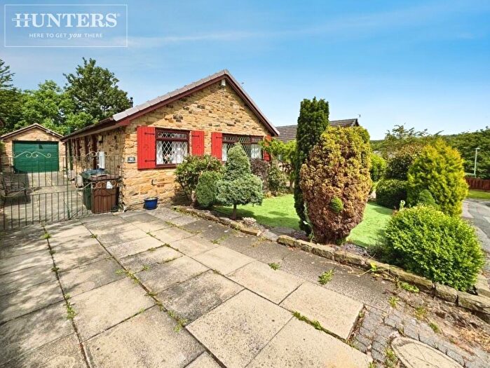 3 Bedroom Detached Bungalow For Sale In Martin Croft, Silkstone, Barnsley, S75