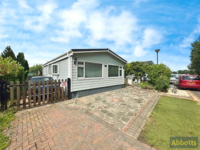 2 Bedroom Park Home For Sale In The Spur, The Dome Village, Hockley, Essex, SS5