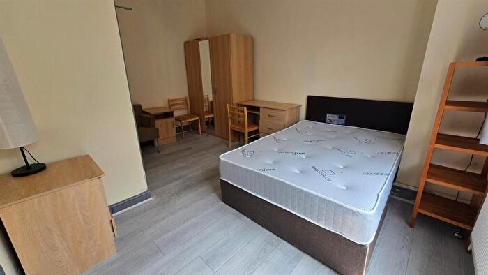 1 Bedroom House To Rent In Belgrave Avenue, Manchester, M14