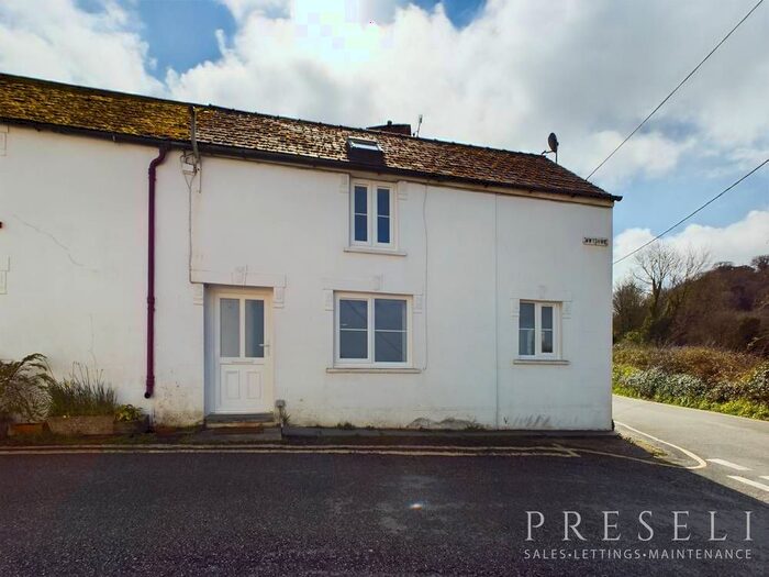 2 Bedroom Terraced House To Rent In Mwtshwr, St. Dogmaels, Cardigan, SA43