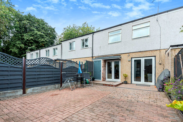 2 Bedroom Terraced House To Rent In Bryson Walk, Manchester, M18