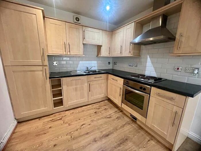 1 Bedroom Apartment To Rent In Bute Street, Cardiff, CF10