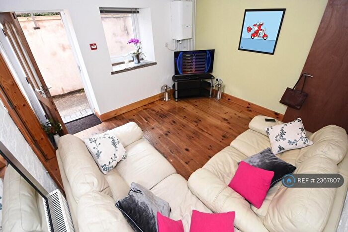 5 Bedroom Flat To Rent In Priory Place, Sheffield, S7