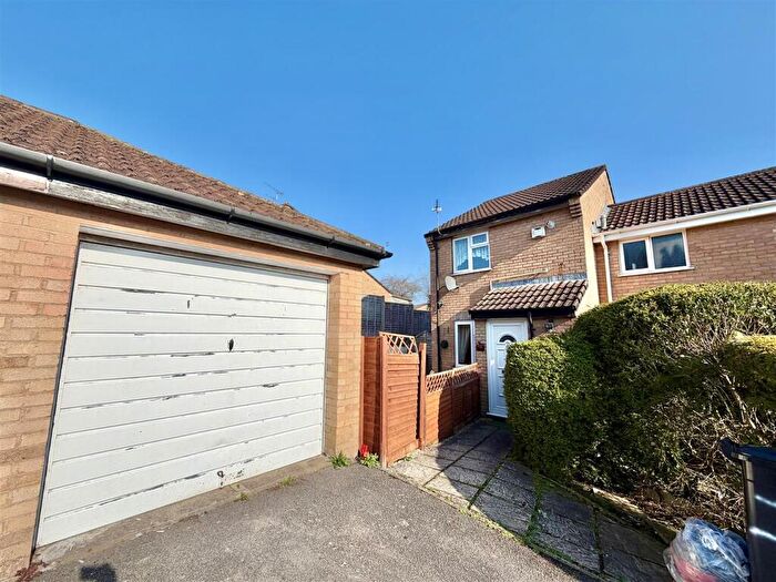 2 Bedroom End Of Terrace House For Sale In Glanville Gardens, Bristol, BS15