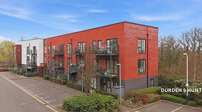 3 Bedroom Flat For Sale In Wildcary Lane, Thistle House, RM3