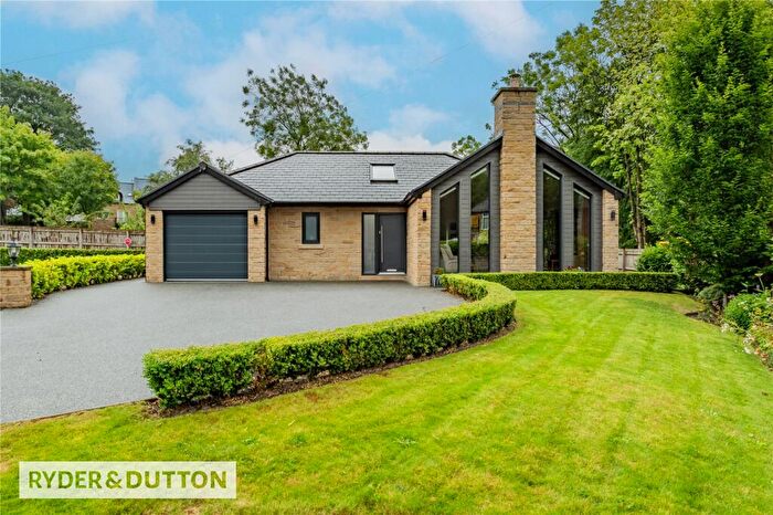 2 Bedroom Bungalow For Sale In Greenbridge Lane, Greenfield, Saddleworth, OL3