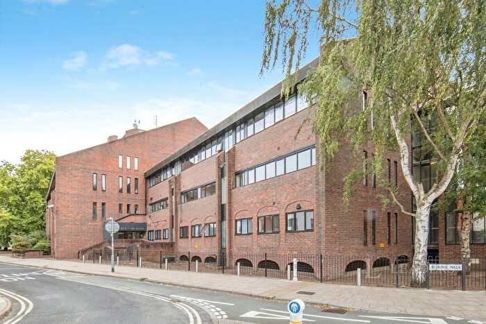 2 Bedroom Flat To Rent In Rope Walk, Ipswich, Suffolk, IP4