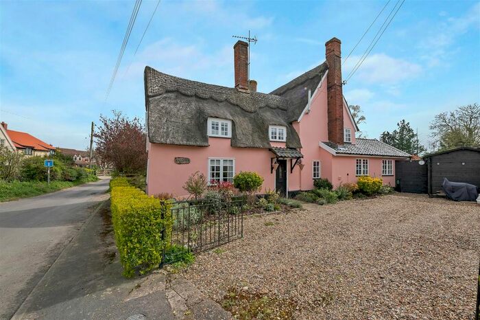 2 Bedroom Cottage For Sale In Mill Road, Honington, Bury St. Edmunds, IP31
