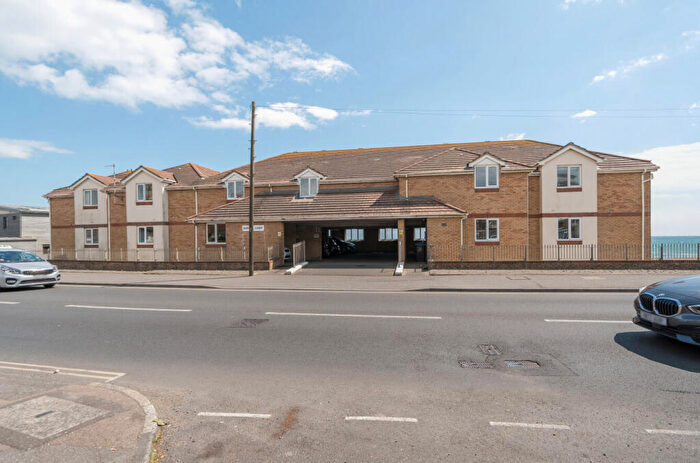 2 Bedroom Property For Sale In Brighton Road, Lancing, West Sussex, BN15