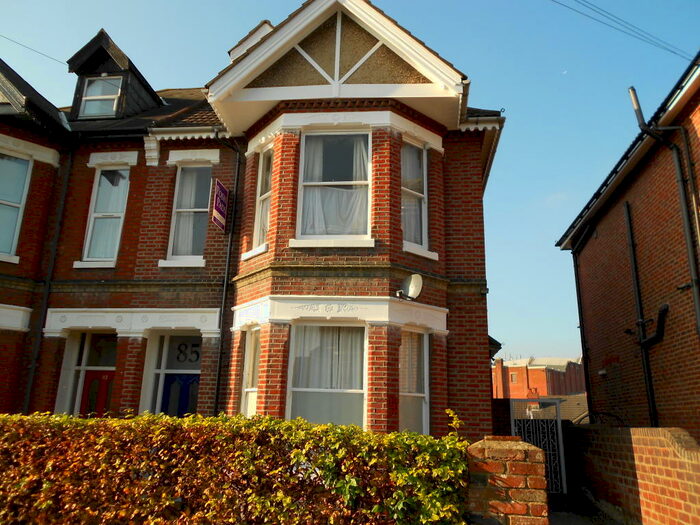 8 Bedroom House To Rent In Westridge Road, SO17