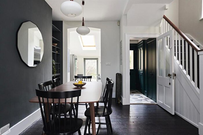 3 Bedroom End Of Terrace House For Sale In Peckham Hill Street, London, SE15