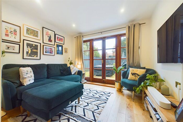 2 Bedroom Semi-Detached House For Sale In Norfolk Park Cottages, Maidenhead, Berkshire, SL6