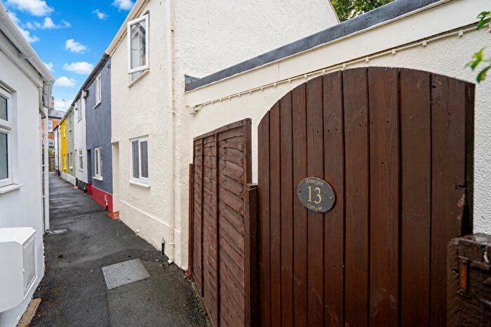 2 Bedroom End Of Terrace House For Sale In New Row, Bideford, EX39