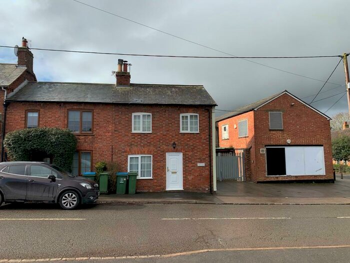 2 Bedroom Semi-Detached House To Rent In Challoners Hill, Steeple Claydon, MK18