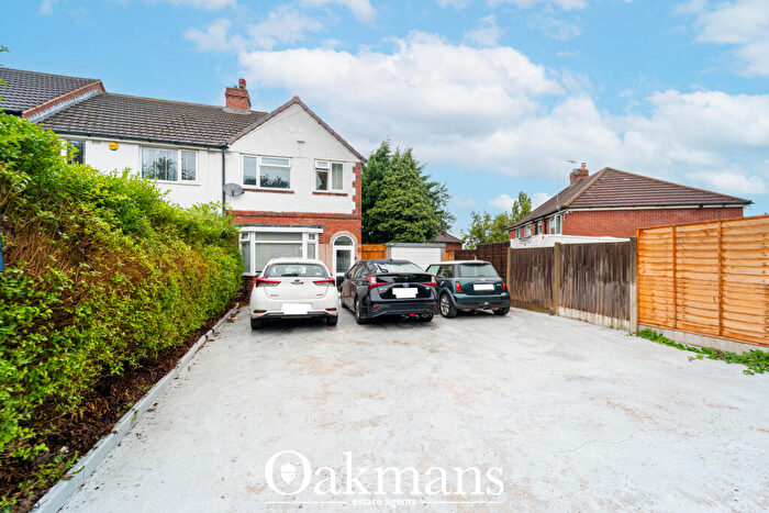 3 Bedroom End Of Terrace House For Sale In Groveley Lane, Birmingham, B31
