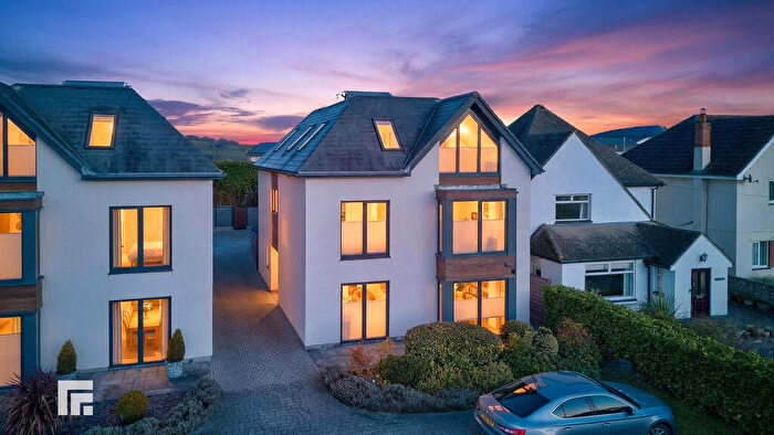 4 Bedroom Detached House For Sale In Llantrisant Road, Groesfaen, Pontyclun, CF72