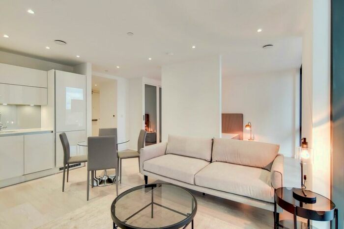 Apartment To Rent In City North Finsbury Park, N4