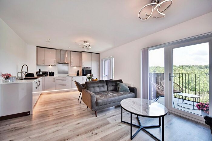 1 Bedroom Flat For Sale In Mill Wood, Maidstone, Kent, ME14