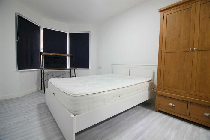 Studio To Rent In Cromwell Road, Hounslow, TW3