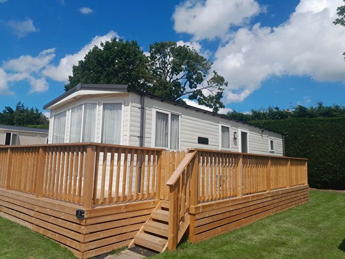 2 Bedroom Park Home For Sale In Blackmoor Lane, Bardsey, Leeds, LS17
