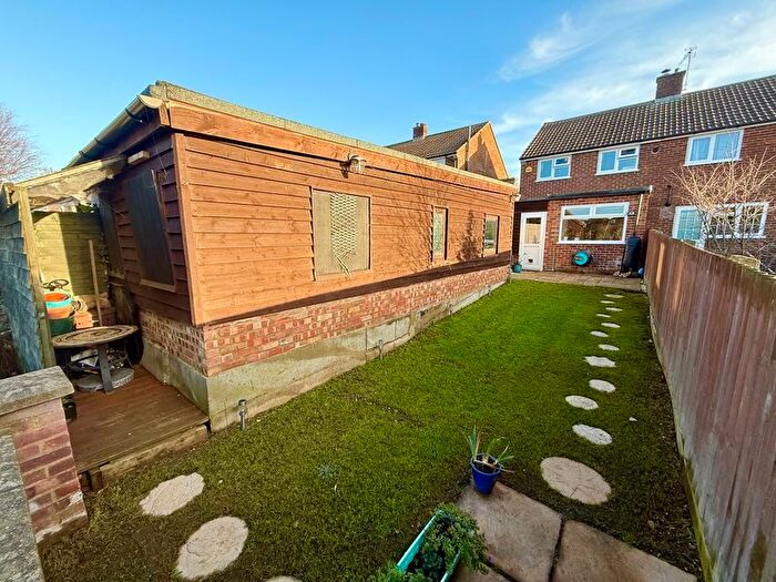 2 Bedroom Semi-detached House For Sale In Townfield Road, Flitwick, MK45