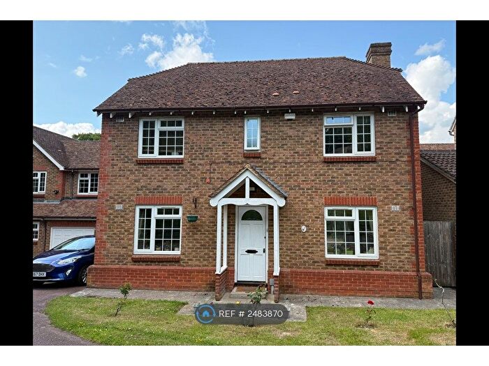 4 Bedroom Detached House To Rent In Brindles Field, Tonbridge, TN9