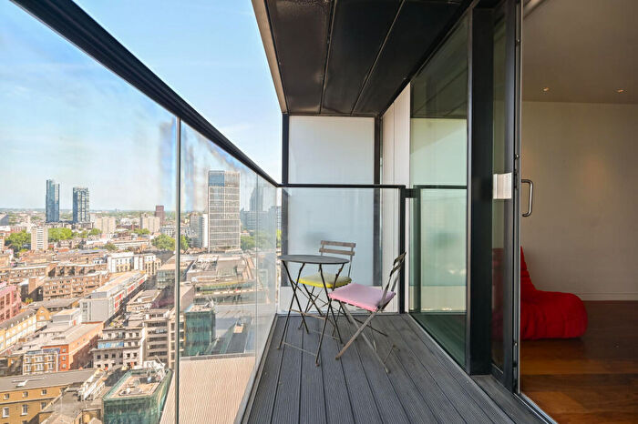 Studio For Sale In The Heron, City, London, EC2Y - Photo 7