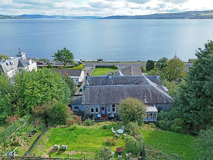 2 Bedroom Flat For Sale In Marine Parade, Hunters Quay, Dunoon, Argyll And Bute, PA23