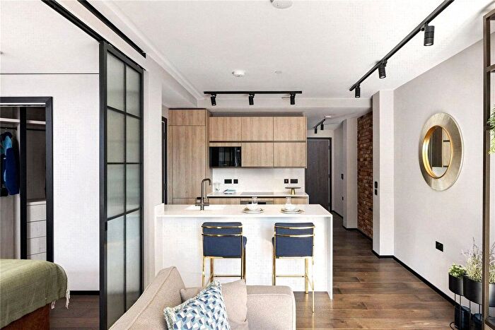 1 Bedroom Flat For Sale In The Stage, Hewett Street, London, EC2A